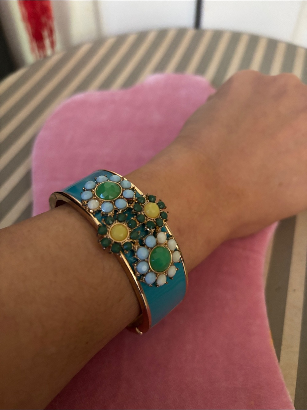 Turquoise Bangle - Picture 7 of 8